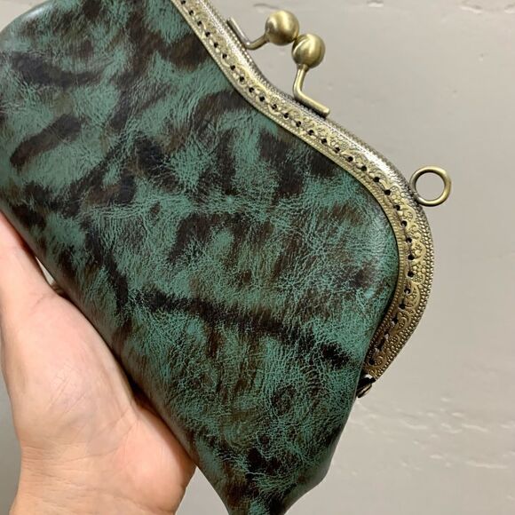 Handsewn Vintage Genuine Cowhide Clutch/Wristlet/Crossbody & 2 Chain Styles - Picture 12 of 13